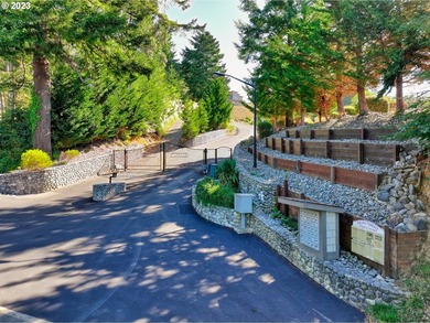 Imagine this corner lot with its beautiful views and your custom - photo 2