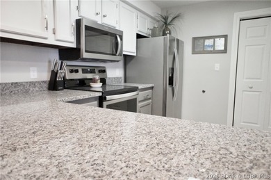 No other complex has all of the amenities as the KNOLLS. Indoor - photo 15