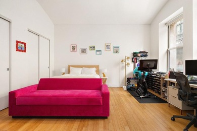 A luminous corner loft of exceptional scale in the Financial - photo 5