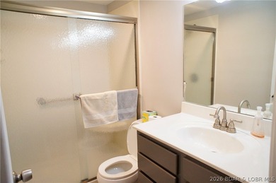 No other complex has all of the amenities as the KNOLLS. Indoor - photo 33