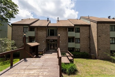 Nestled within the golf course community of Mountain Villas - photo 1