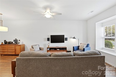 Welcome home to this beautifully maintained townhome in the - photo 8