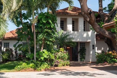 Hawaiiana meets contemporary design with this exceptional estate - photo 25