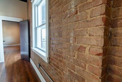 Executive unit ready for someone who's ready to enjoy all