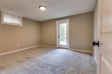 Wake up to stunning lake views and unwind in this quiet no wake - photo 47