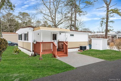 Charming 2-Bedroom Mobile Home in River Woods Welcome to this - photo 2