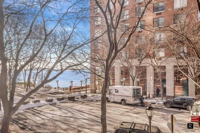 Welcome home to Townhouse 7 at The Cove Club. This uniquely - photo 7