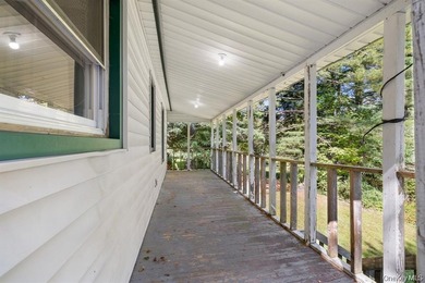Welcome to this ranch-style home in Liberty City, located in the - photo 16