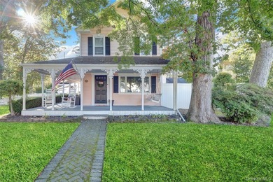 Welcome to this charming and beautifully maintained Colonial - photo 4
