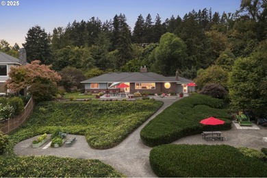 (private lake, pond, creek) Home For Sale in Lakeoswego Oregon