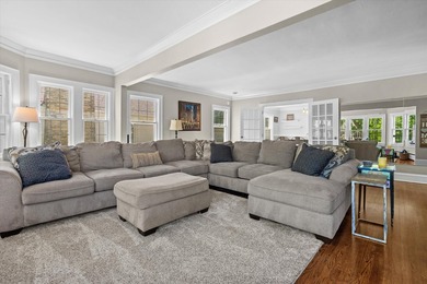 This boutique condominium sits on the 2nd and 3rd floors of this - photo 7