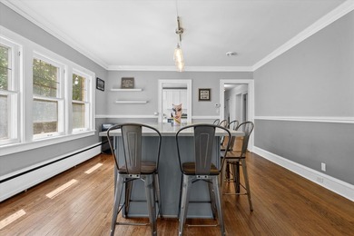 This boutique condominium sits on the 2nd and 3rd floors of this - photo 8