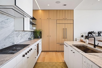 Welcome to a new standard of luxury at Four Seasons Private - photo 13