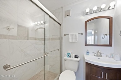 Nicely maintained 2-bedroom, 2-bath Tennis Villa located on the - photo 19