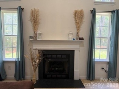 This well-maintained townhome combines low-maintenance ownership - photo 19