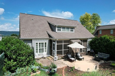Welcome to 7345 Splendid View Drive in the highly sought-after - photo 5