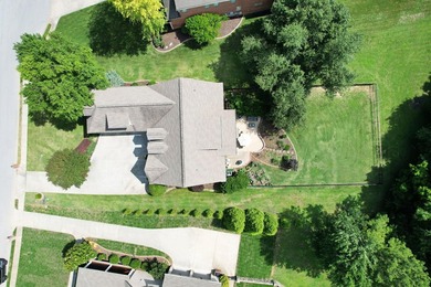 Welcome to 7345 Splendid View Drive in the highly sought-after - photo 8