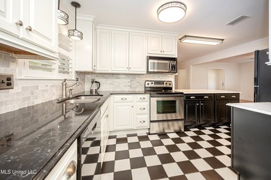 LOCATION LOCATION LOCATION! Welcome to this beautifully updated - photo 20