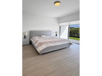 Live in luxury in this spectacular single-story residence - photo 24