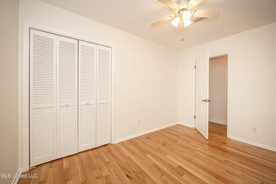 LOCATION LOCATION LOCATION! Welcome to this beautifully updated - photo 26