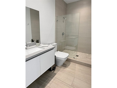 Live in luxury in this spectacular single-story residence - photo 28