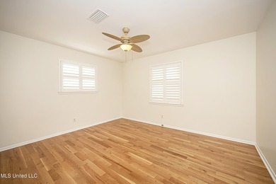 LOCATION LOCATION LOCATION! Welcome to this beautifully updated - photo 29