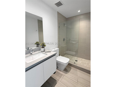 Live in luxury in this spectacular single-story residence - photo 30
