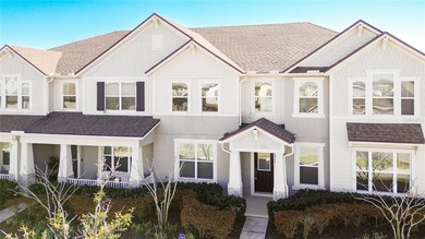 Lake Tohopekaliga Townhome/Townhouse For Sale in Kissimmee Florida