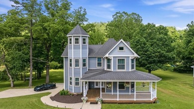 217 Country Club Road, Washington, PA - A Masterfully Restored - photo 1