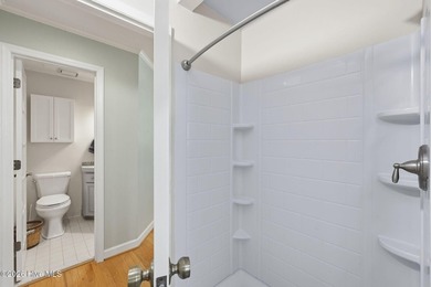 Welcome to this spacious 3-bedroom, 2.5-bath home nestled in one - photo 32