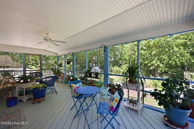 Welcome to this spacious 3-bedroom, 2.5-bath home nestled in one - photo 33