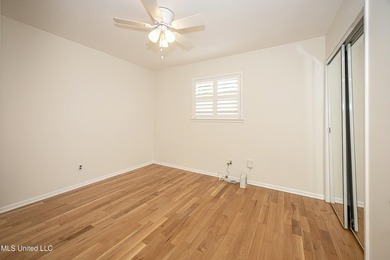 LOCATION LOCATION LOCATION! Welcome to this beautifully updated - photo 33