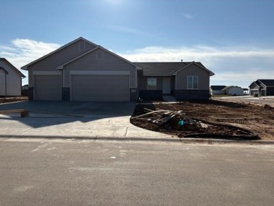 Lake Home Sale Pending in Maize, Kansas