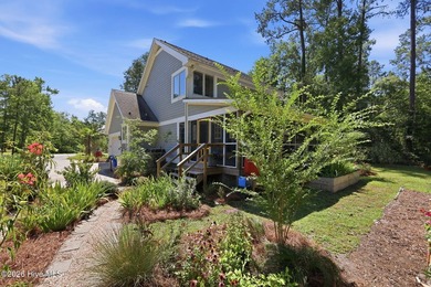 Welcome to this spacious 3-bedroom, 2.5-bath home nestled in one - photo 46