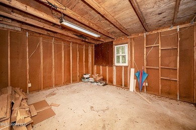 LOCATION LOCATION LOCATION! Welcome to this beautifully updated - photo 52