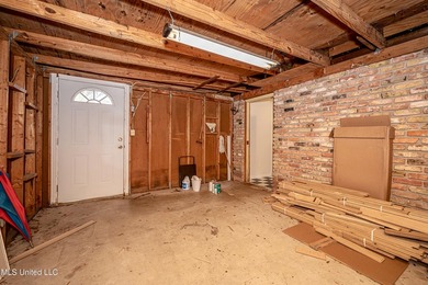 LOCATION LOCATION LOCATION! Welcome to this beautifully updated - photo 53