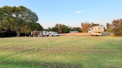 Lake Lot For Sale in Quitman, Texas