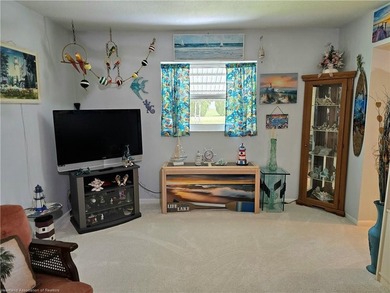 Move-in ready 2/2 at Spring Lake! Year-round living, seasonal - photo 13