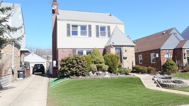 Welcome to this Move-In Ready Detached Colonial situated on a - photo 19