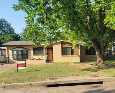 Lake Arlington Home Active Under Contract in Fort Worth Texas