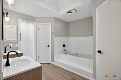 Welcome to 107 Cherry Hills Drive, located in the desirable - photo 24