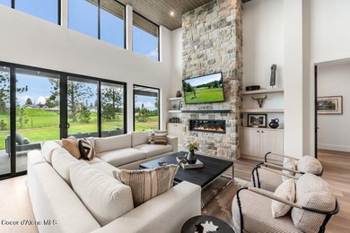 Fairway Lodge North 3 offers 2,676 sf of single-level living - photo 6