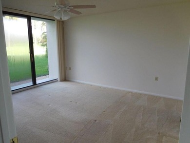 CHAMING AND WELL KEPT 2BDRM/2BTH FIRST FLOOR UNIT PARK IN FRONT - photo 4