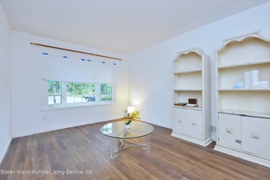 PRIME LOCATION- HARDWOOD FLOORS, NEW BATHROOM ON 1ST FLOOR, 3 - photo 5