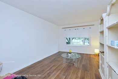 PRIME LOCATION- HARDWOOD FLOORS, NEW BATHROOM ON 1ST FLOOR, 3 - photo 6