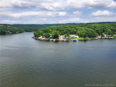 Lake of the Ozarks Condo For Sale in Camdenton Missouri
