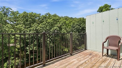 Experience effortless lake living in this turnkey 1-bedroom - photo 15