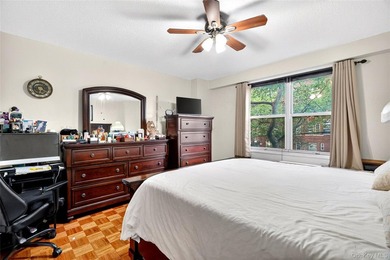 Bright and spacious move-in ready one-bedroom co-op with a - photo 26
