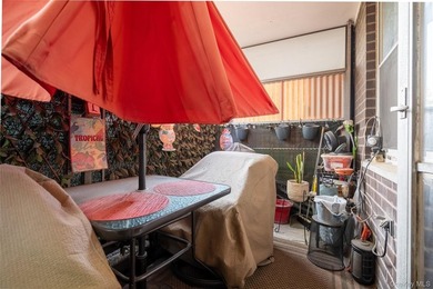 Bright and spacious move-in ready one-bedroom co-op with a - photo 30