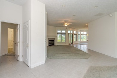 Experience elegant living in this quality custom ranch - photo 4